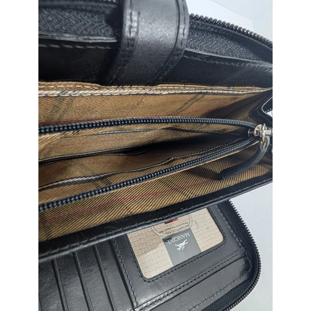 Mancini Casablanca RFID Full Zip Leather Clutch Wallet Black 87000372.
